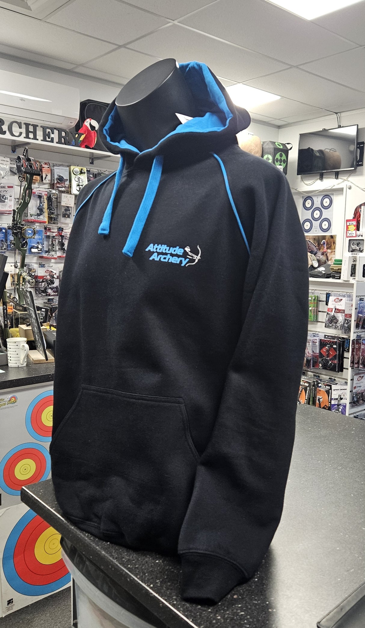 Attitude Archery Fleecy Hoodie Black / Blue